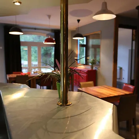 Hotel La Font Vineuse & 2*