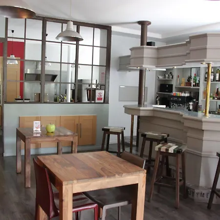 La Font Vineuse & Hotel 2*