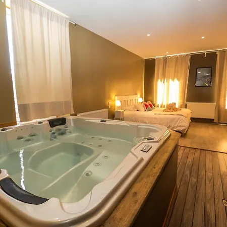 La Font Vineuse & Hotel Saint-Pierre-d'Argencon
